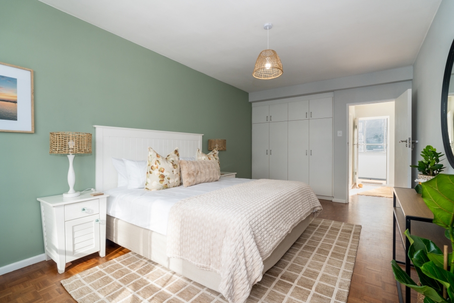 1 Bedroom Property for Sale in Green Point Western Cape